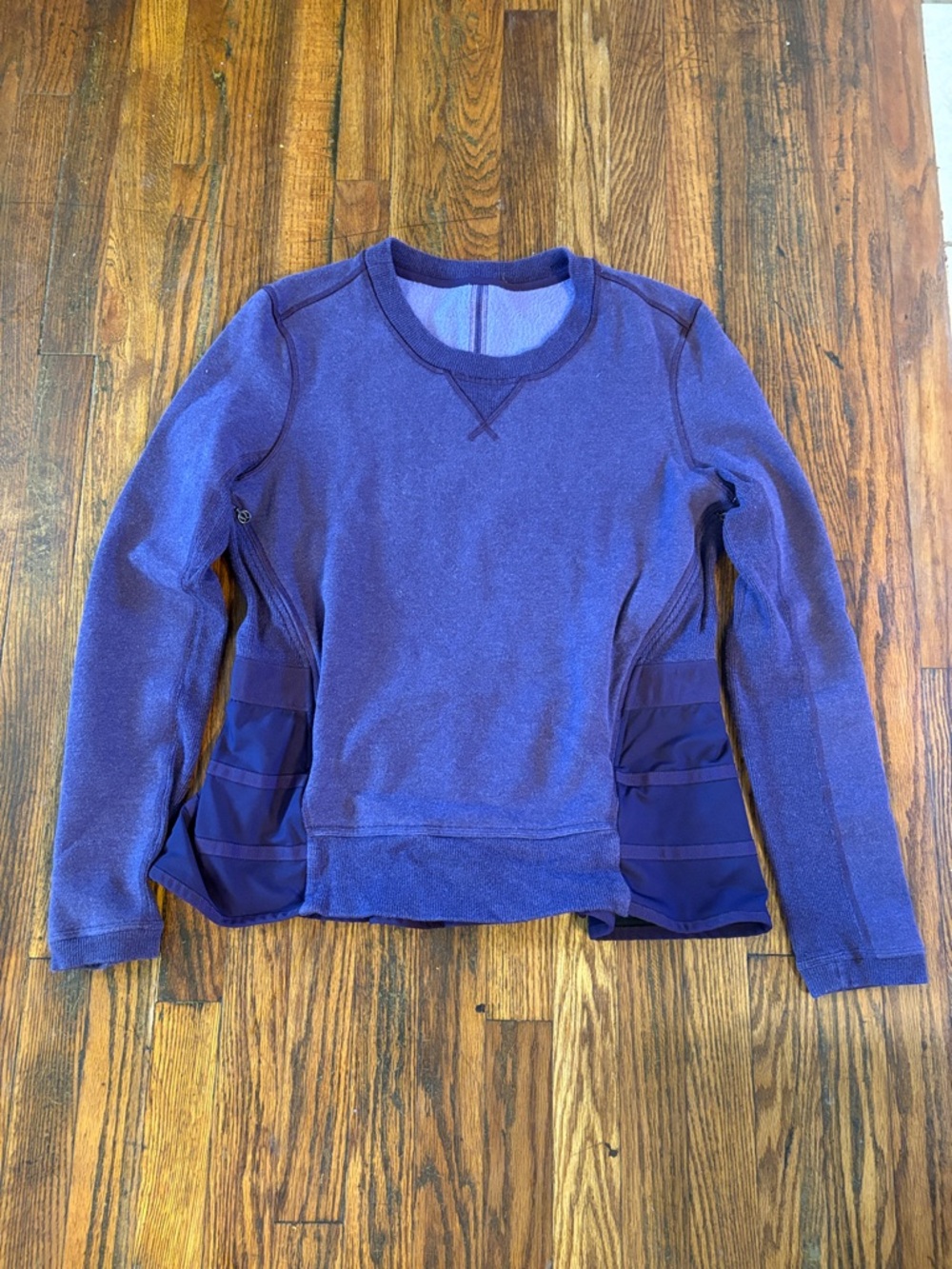 🎉lululemon athletica Women's Purple Crew Neck Sweater